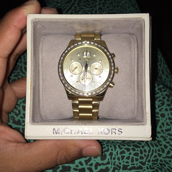 Michael Khors Watch - Picture 1 of 7
